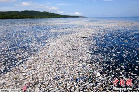 联合国�全球每年用掉5万亿个塑料袋 不足一成再利用